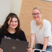 Junge Menschen engagieren sich im KAS-Team 