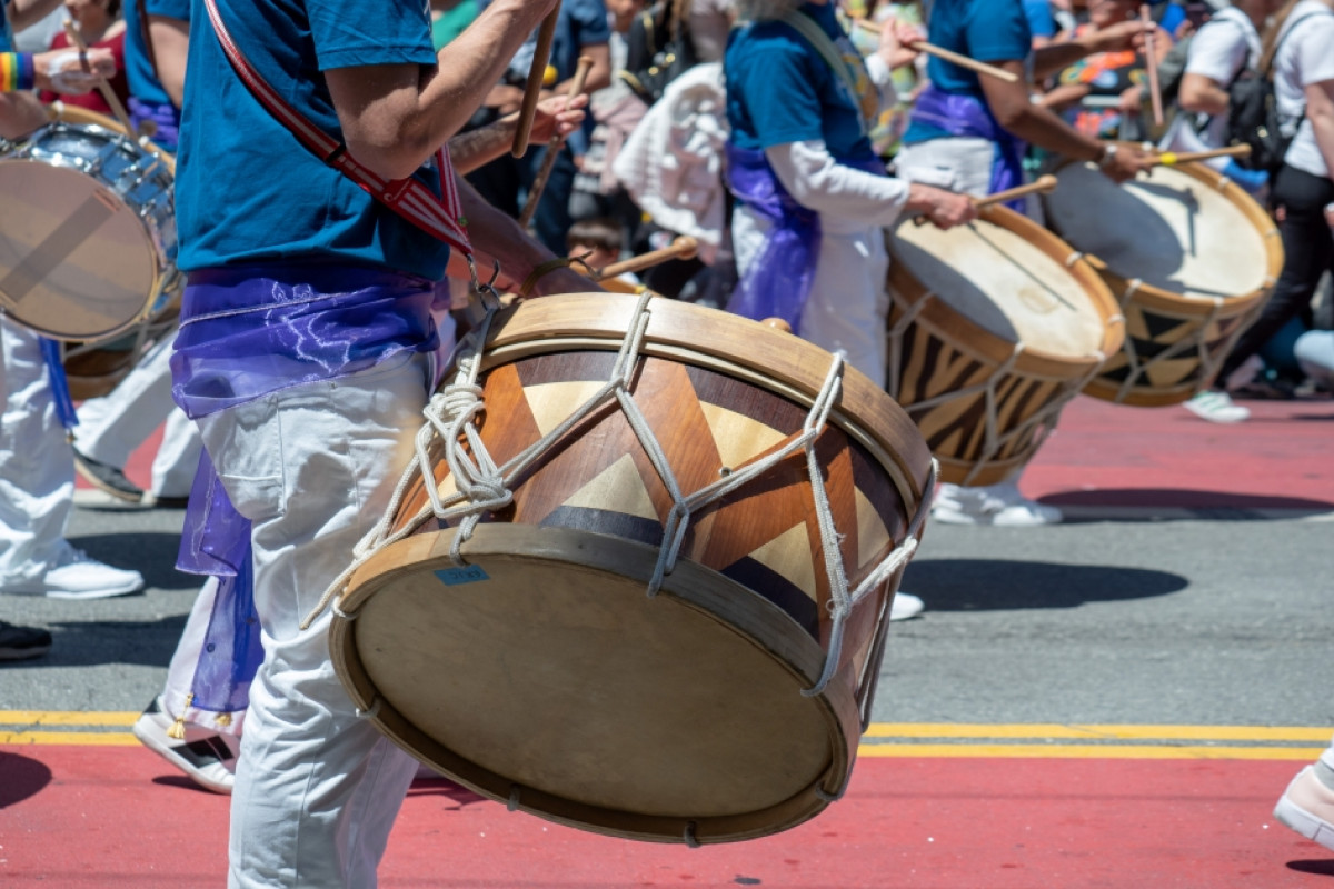 Music and tales from North and South America