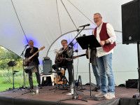 Mit Musik und Poesie den Sommer genießen