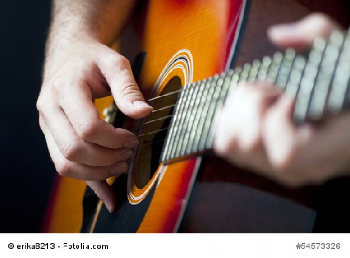 Lehrerfortbildung zu Gitarrenspiel und Vocal Percussion