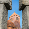 »Und sie bewegt sich doch!« - Kirche zwischen Wandel und Widerstand