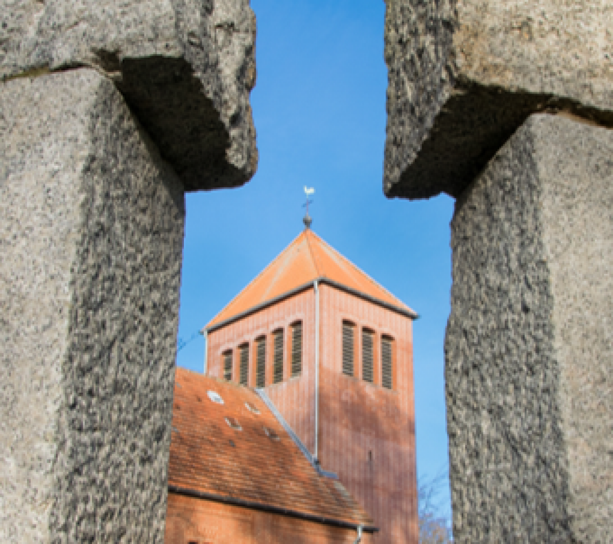 »Und sie bewegt sich doch!« - Kirche zwischen Wandel und Widerstand