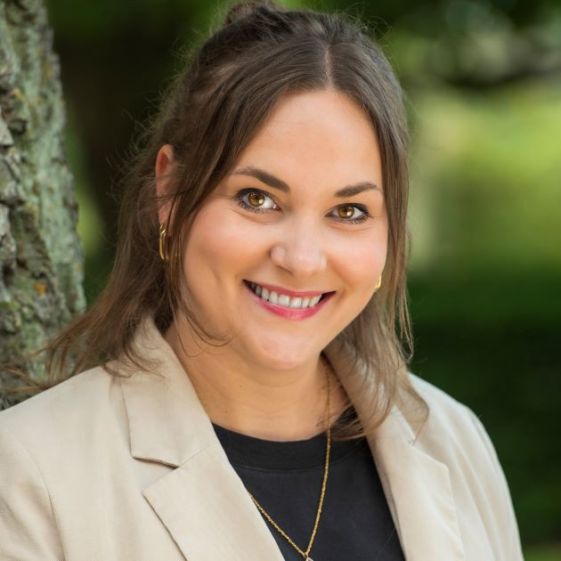 Dozentin Laura Kaiser