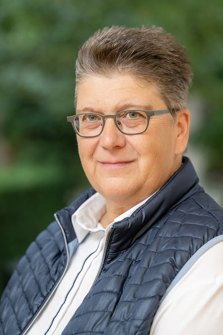 Porträt von Jutta Gövert