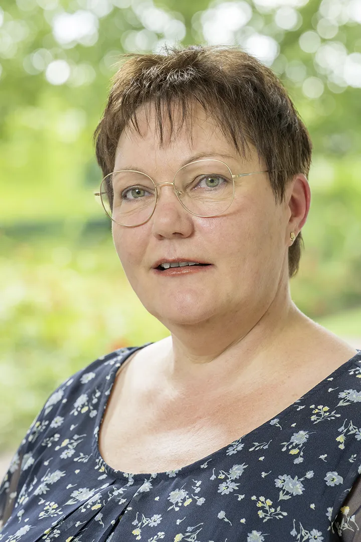 Porträt von Monika Dwerlkotte